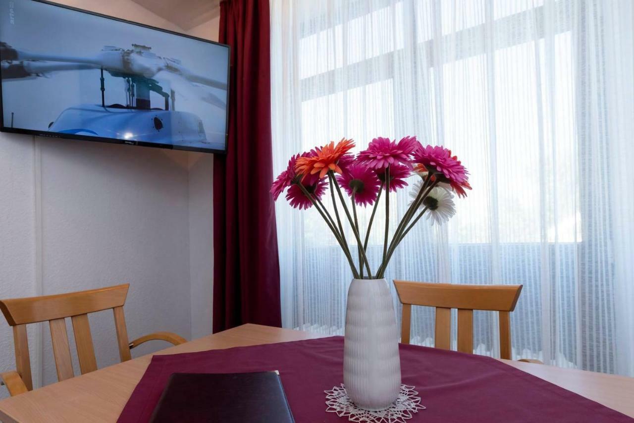 Talblick Appartement In Traumhafter Lage! Ober-Hambach Bagian luar foto